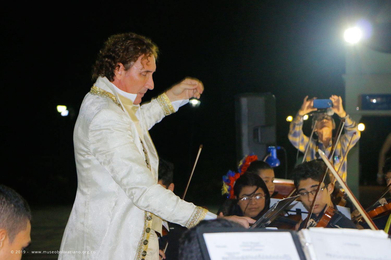 Homenaje a la música colombiana